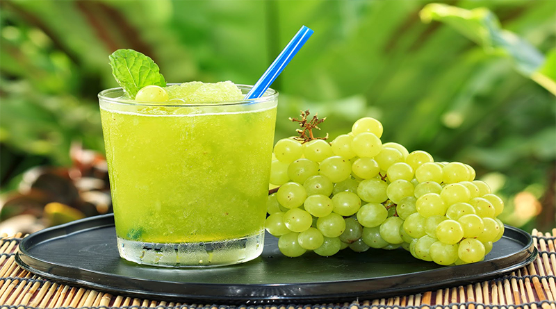 6 Surprising Benefits of Grape Juice