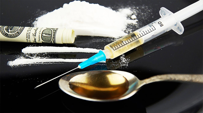 What are the long term effects of cocaine use